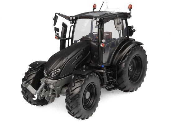 Valtra G135 "Unlimited" Matt Black Valtra G135 "Unlimited" Matt Black
