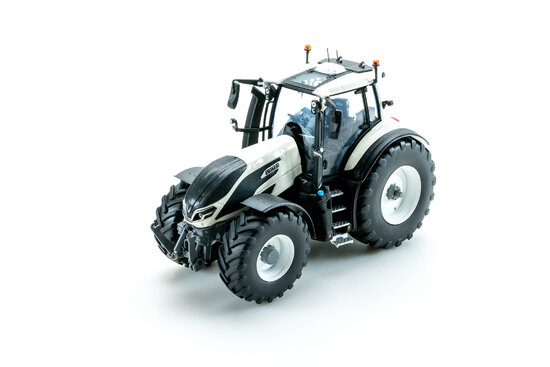 VALTRA Q305 Pearl White VALTRA Q305 Pearl White