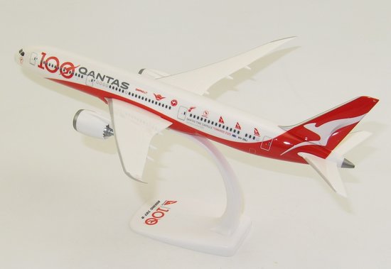 Boeing 787-9 Dreamliner Qantas "100 year anniversary"