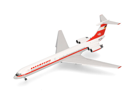 Interflug Ilyushin IL-62M Interflug Ilyushin IL-62M