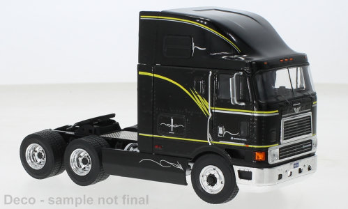 International Eagle Cabover, 1995 black International Eagle Cabover, 1995 black