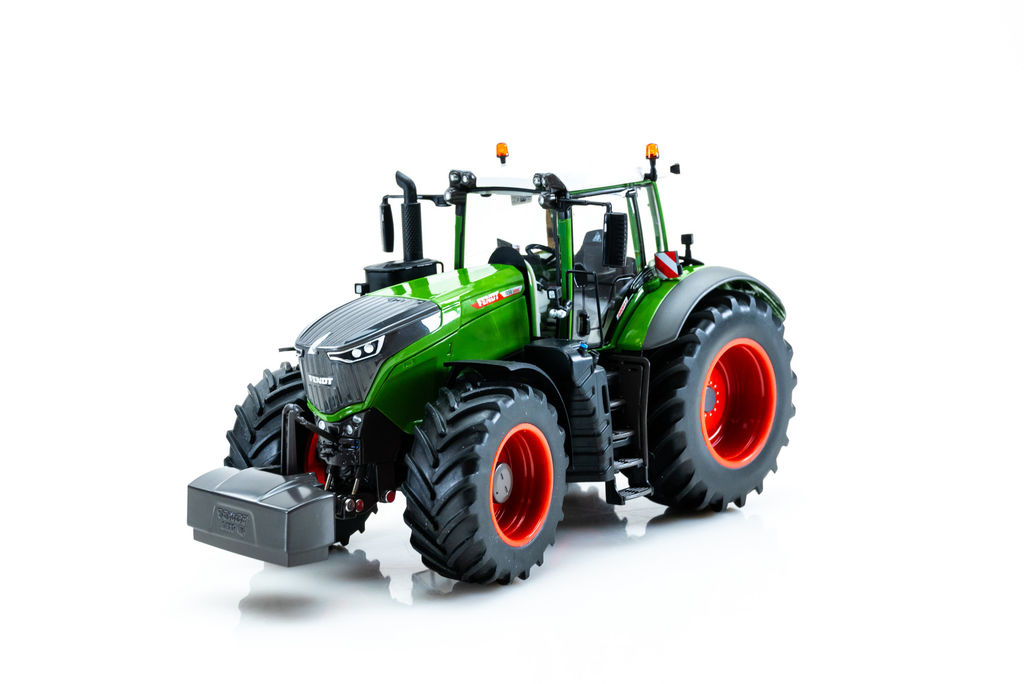 Cat 613G Wheel Tractor-Scraper | Modelsnavigator.com