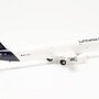 herpa-wings-572439-airbus-a321p2f-lufthansa-cargo-hello-europe-x08-196370_4