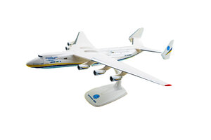Antonov AN-225 Mriya Antonov AN-225 Mriya