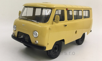 UAZ 452V Minibus (2206), pieskovo žltá