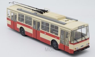 Skoda 14Tr, beige und rot, Weimar