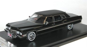 CADILLAC - Fleetwood Limo 75 1958